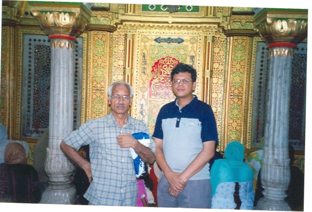 with-professor-ram-prasad-nawani-seeking-the-genesis-of-thought-dargah-of-hazrat-nizamuddin1 At Hazrat Nizamuddin Dargah..Mausaji-Professor Ram Prasad Nawani and me. Charting new horizons together