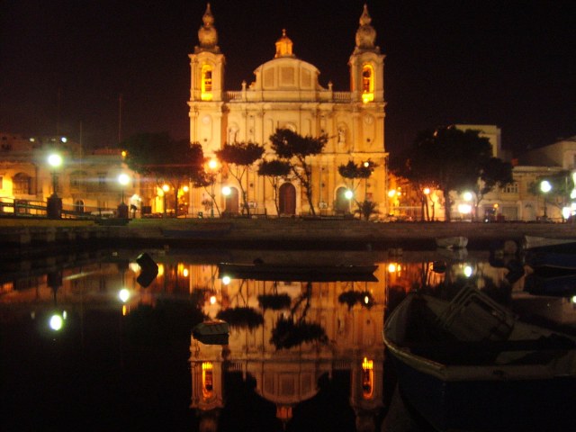 reflections-msida-malta