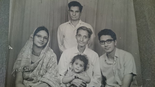 Dadaji-Papaji-Chachaji-Mummy-1968